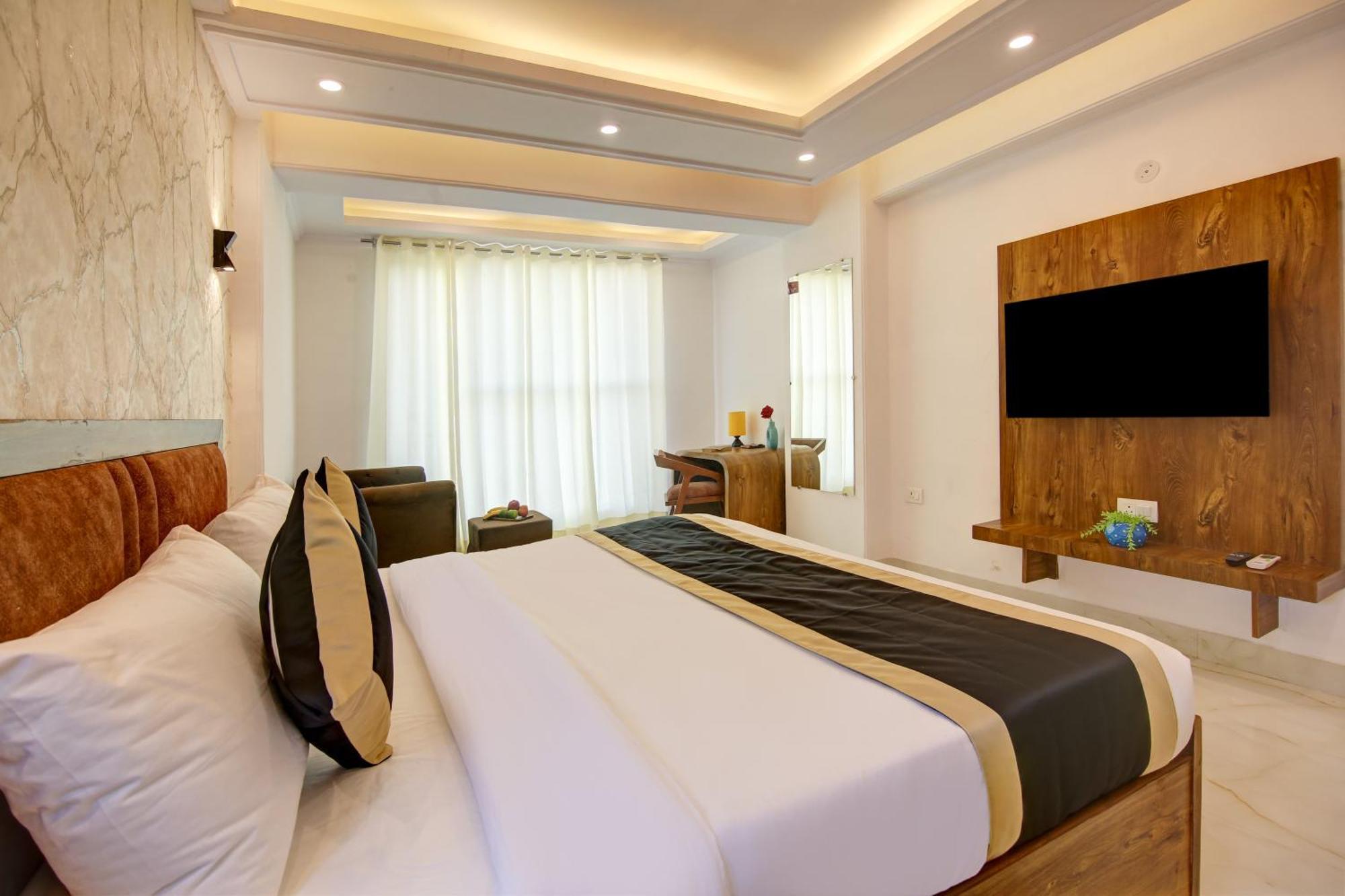 Hotel The Emporio Grand Near Vaishali Metro Station Ghaziabád Exteriér fotografie