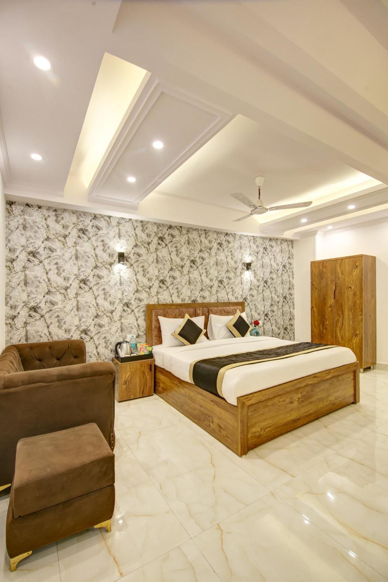 Hotel The Emporio Grand Near Vaishali Metro Station Ghaziabád Exteriér fotografie